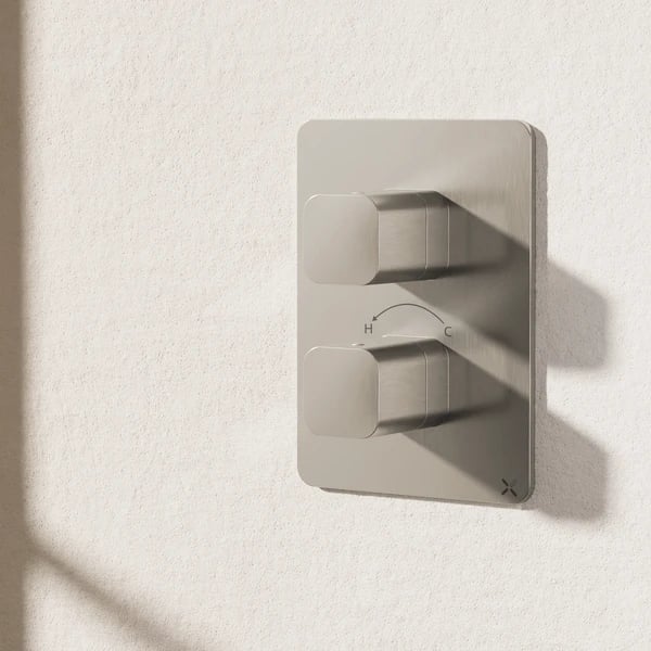 Crossbox Glide II Shower Valce