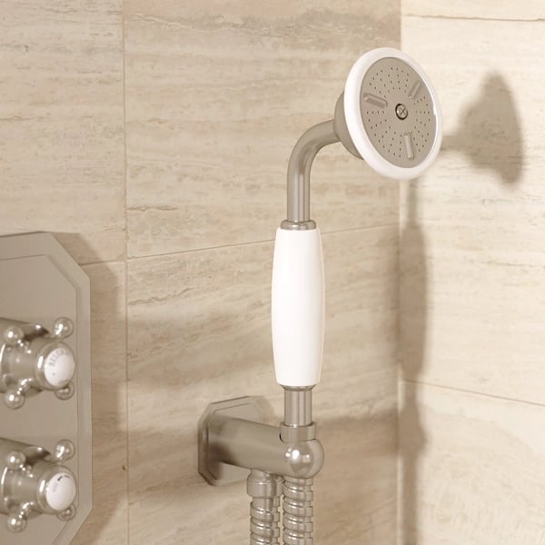 Belgravia Wall Outlet