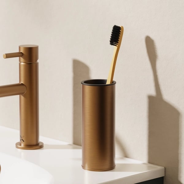MPRO Freestanding Toothbrush Holder