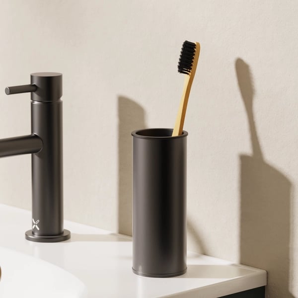 MPRO Freestanding Toothbrush Holder