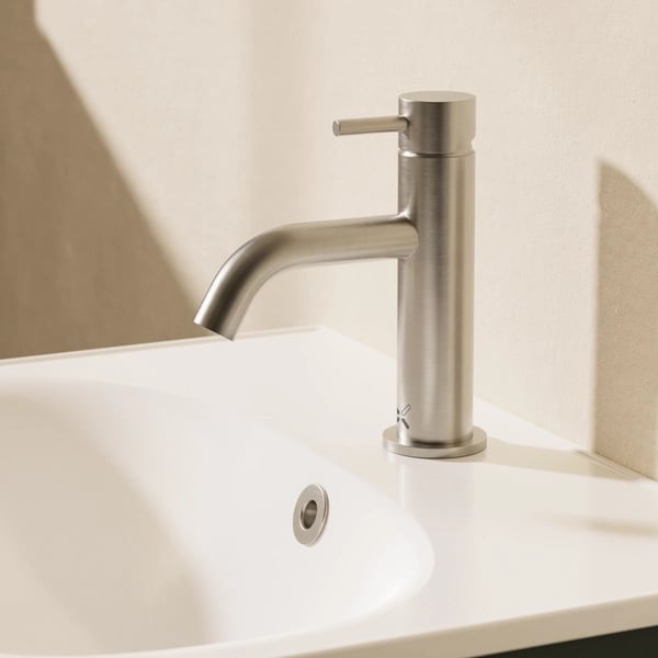 MPRO XL Basin Tap
