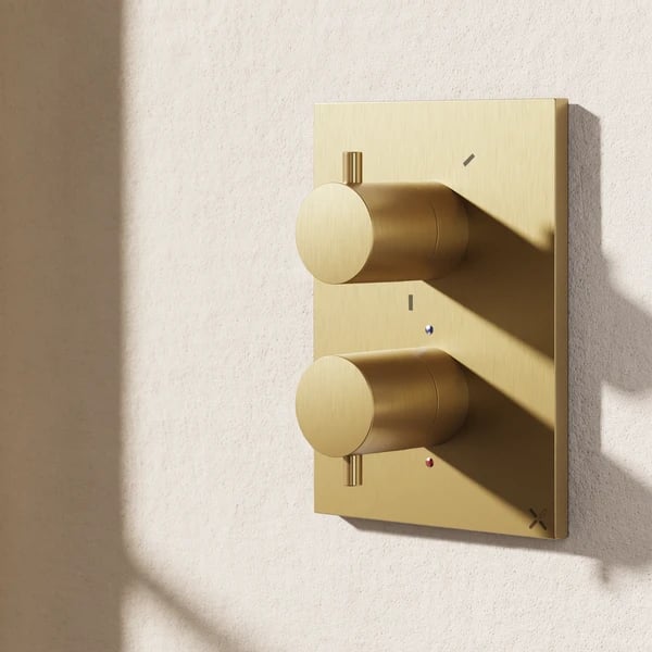 Crossbox MPRO 3 Outlet Shower Valve